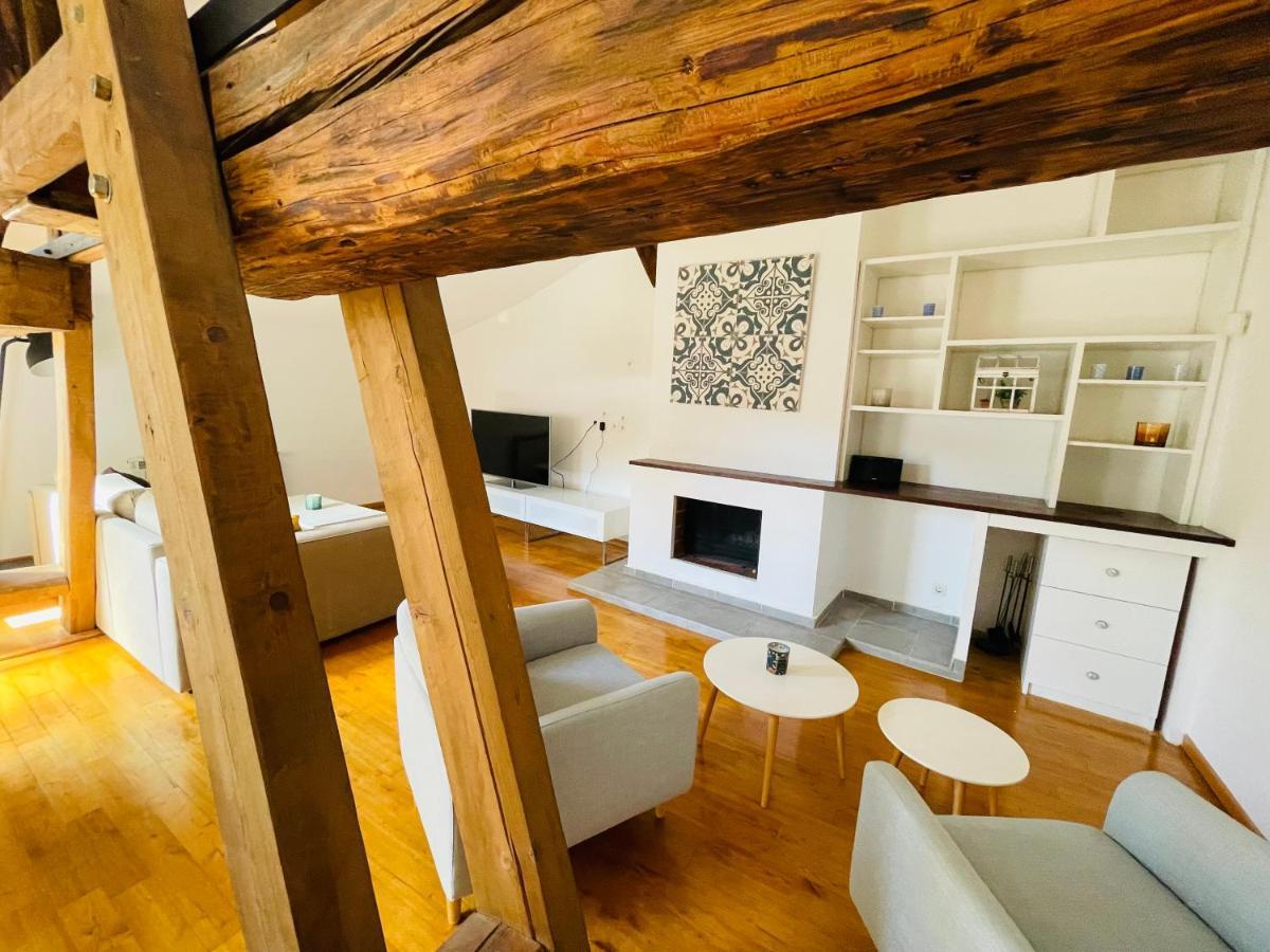 Le Confidentiel - Terrasse Et Garage Prive Apartment Nîmes Exterior foto